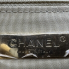 Chanel 19 in pelle dorata