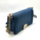 Chanel Boy pelle blu