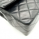 Chanel Classic Flap in pelle di agnello mongolo nero