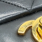 Chanel Classic Flap in pelle di agnello mongolo nero