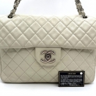 Chanel Classic Flap Jumbo bianco