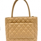 Chanel medaillon
