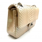 Chanel Timeless piton