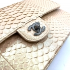 Chanel Timeless piton