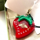 charm fresa gucci