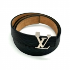 cinturón Louis Vuitton LV Initiales