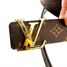 Cinturón Louis Vuitton reversible Monogram y color marrón