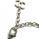 Colgante Chanel perlas