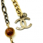 Collana Chanel con pietre in stile ambra