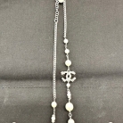 COLLAR CHANEL NÚMERO 5 PLATEADO CON PEDRERÍA