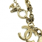 collana Chanel con medaglioni