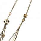 collana Dior con motivo a rose