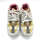 Sneakers Versace in rosa e oro
