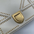 Diorama Wallet on chain Dior