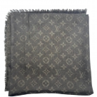 Estola Louis Vuitton
