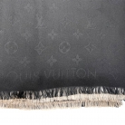 Louis Vuitton stole