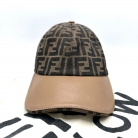 cappellino Fendi