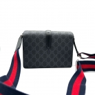 Gucci GG Supreme Messenger