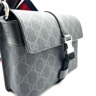 Gucci GG Supreme Messenger