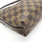 Ivoro Louis Vuitton