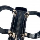 Lady Dior in vernice nera con finiture dorate