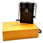 Louis Vuitton Pochette Trunk Verticale reserva