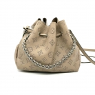 RESERVADO Louis Vuitton Bella