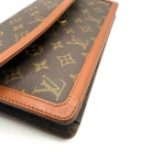 louis-vuitton-clutch-dame-monogram