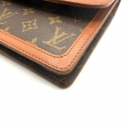louis-vuitton-clutch-dame-monogram