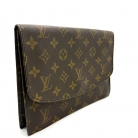 Louis Vuitton Clutch Monogram