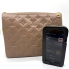 Louis Vuitton Coussin in pelle beige Monogram imbottita