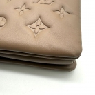 Louis Vuitton Coussin in pelle beige Monogram imbottita