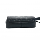 Louis Vuitton Discovery Messenger