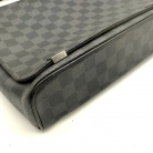 Louis Vuitton District PM