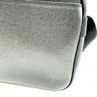 Louis Vuitton District PM
