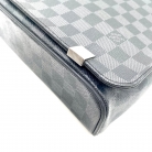 Louis Vuitton District PM