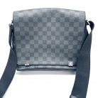 Louis Vuitton District PM