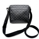 Louis Vuitton District PM
