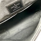 Louis Vuitton District PM