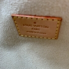 Louis Vuitton Manhattan.