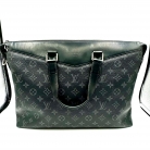 Louis Vuitton messenger