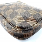 louis vuitton mini pochette damier ebane