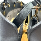Louis Vuitton Montaigne