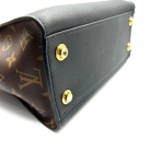Louis Vuitton On My Side
