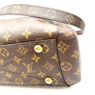 Louis Vuitton On My Side