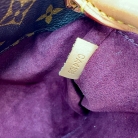 Louis Vuitton On My Side