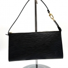 Louis Vuitton Pochette Accessoires in pelle Epi nera