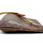 Louis Vuitton Saumur Messenger