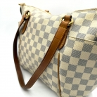 Louis Vuitton Totally PM