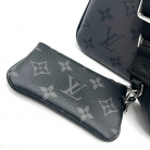 Louis vuitton trio messenger